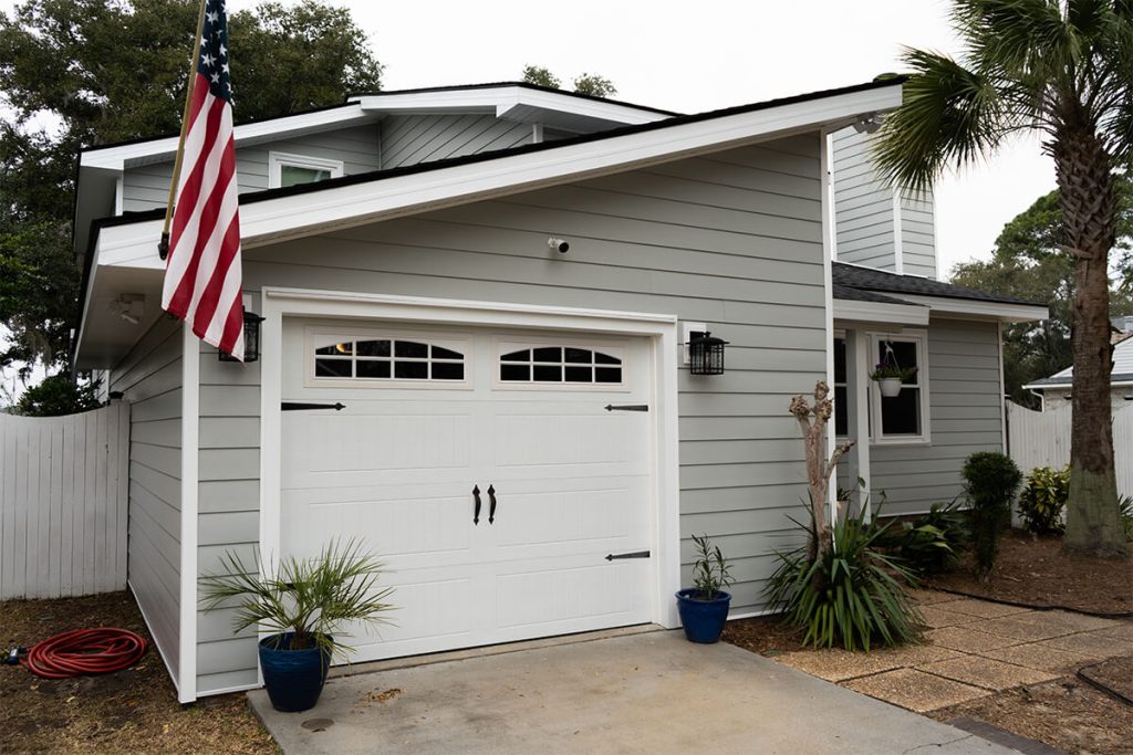 Hardie siding replacement built for Charleston SC coastal climates